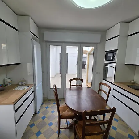 Holiday home Hyper Centre Fouras